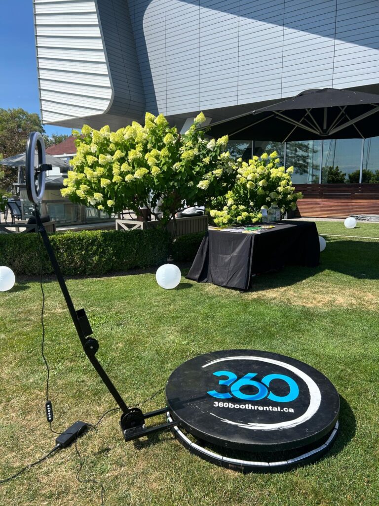 360 video booth for events and celebrations