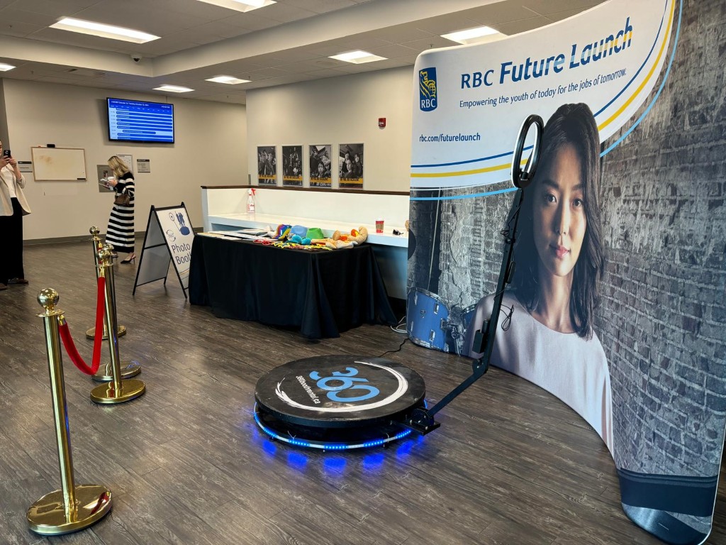 360 video booth for a corporate event